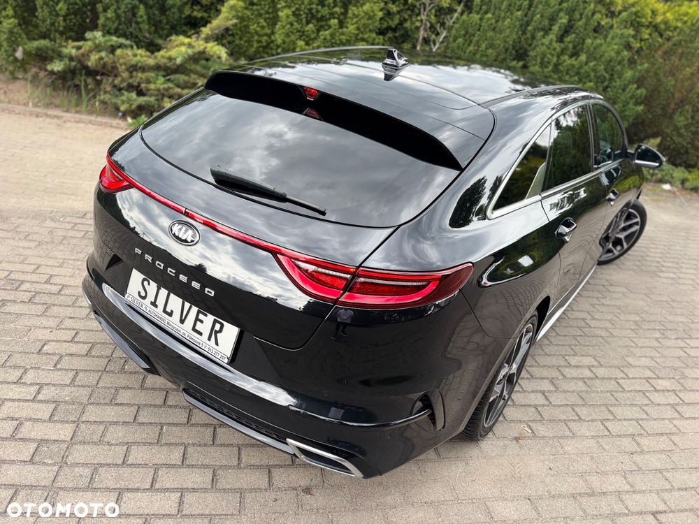Kia ProCeed 1.4 T-GDI OPF GT LINE - 16