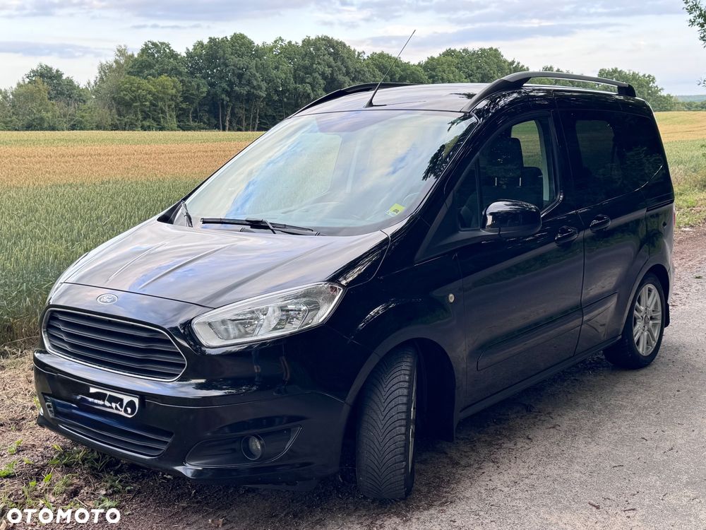 Ford Tourneo Courier - 1