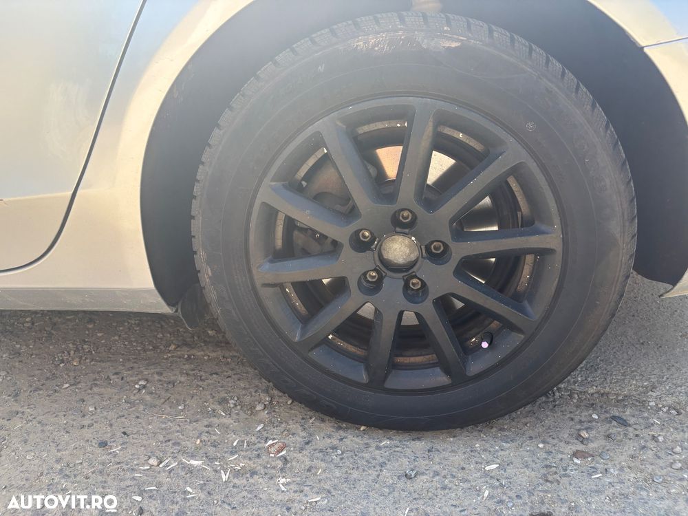 Audi A4 Avant 2.0 TDI Multitronic - 5