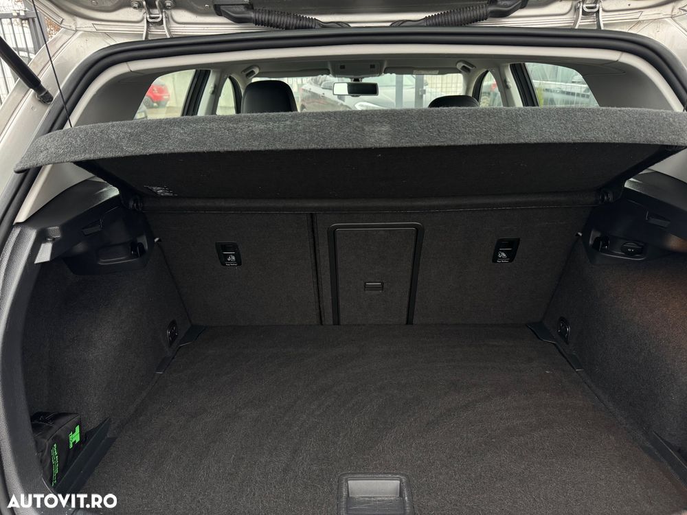 Volkswagen Golf 1.4 TSI (BlueMotion Technology) Comfortline - 14