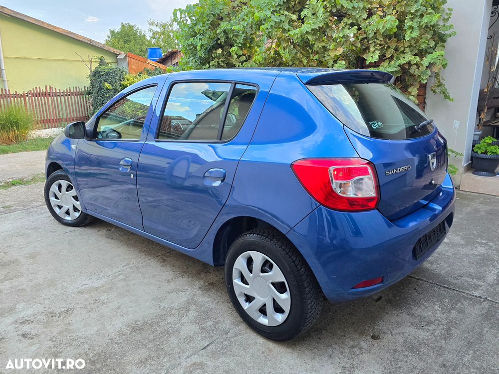 Dacia Sandero 1.2 - 16