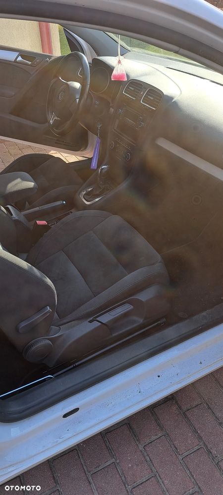 Volkswagen Golf - 11