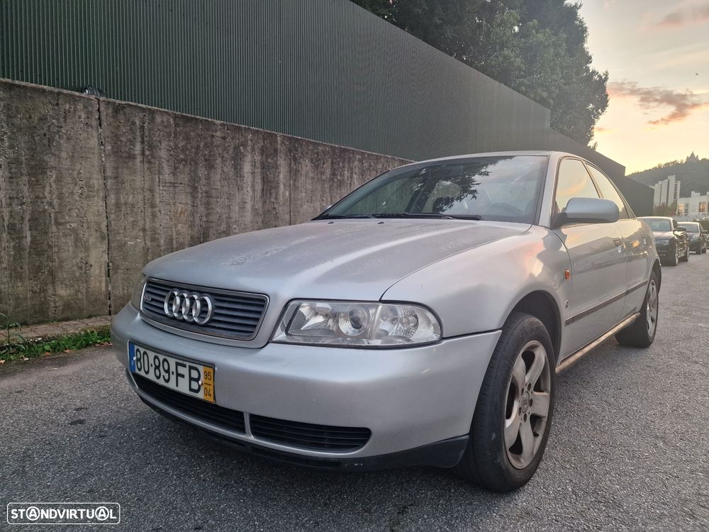 Audi A4 1.6 Plus - 1