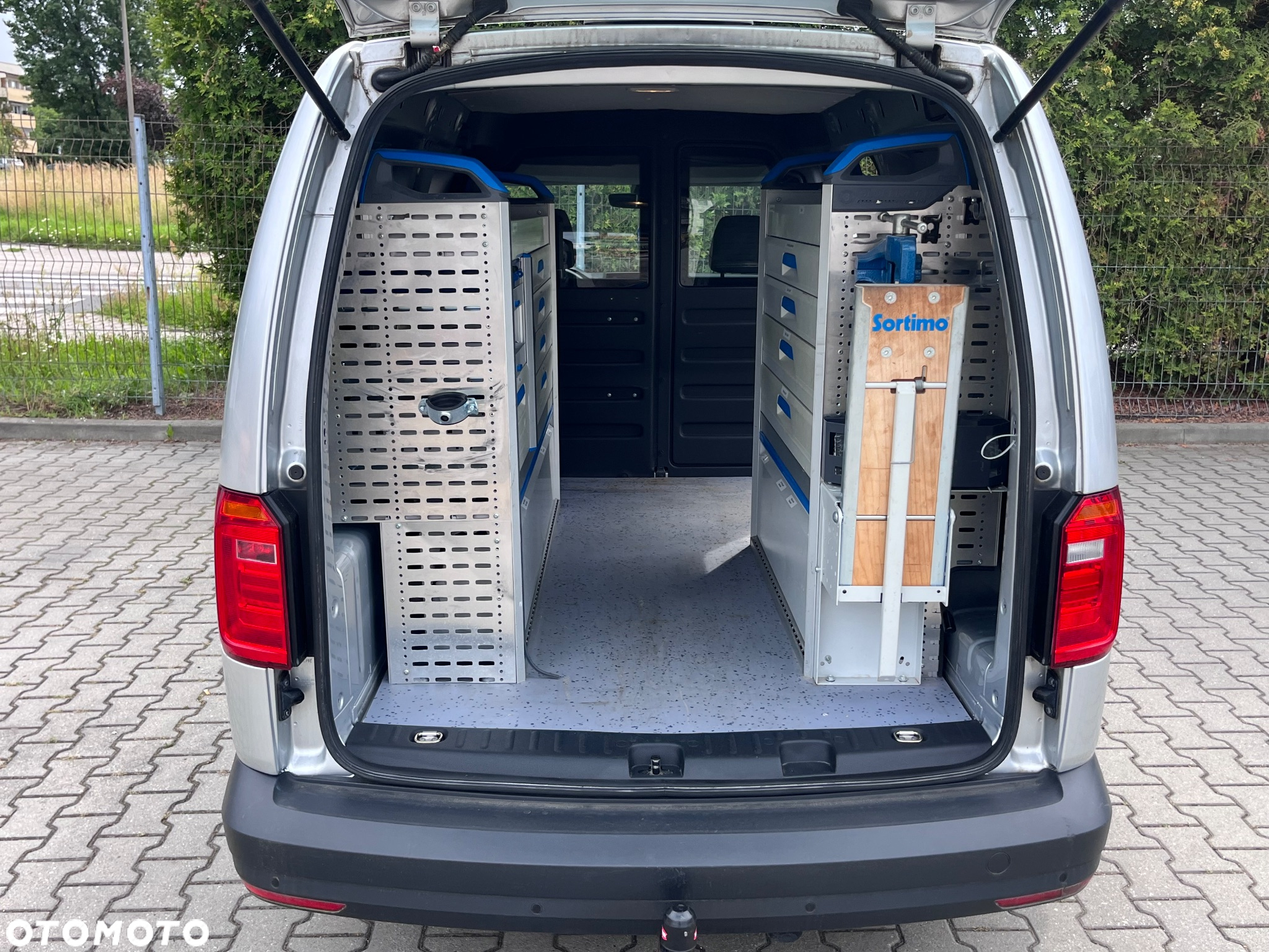 Volkswagen Caddy - 12