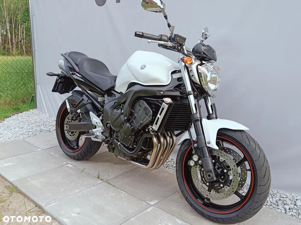 Yamaha FZ6 - 2