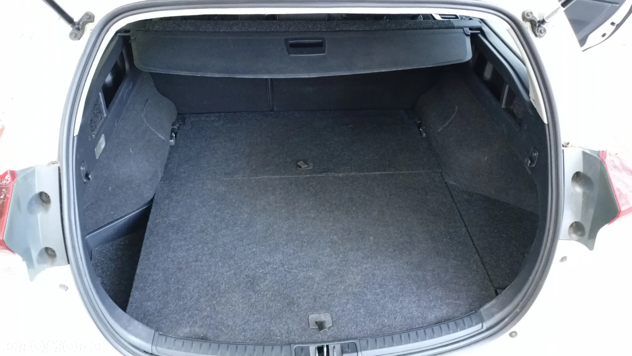 Toyota Auris - 32