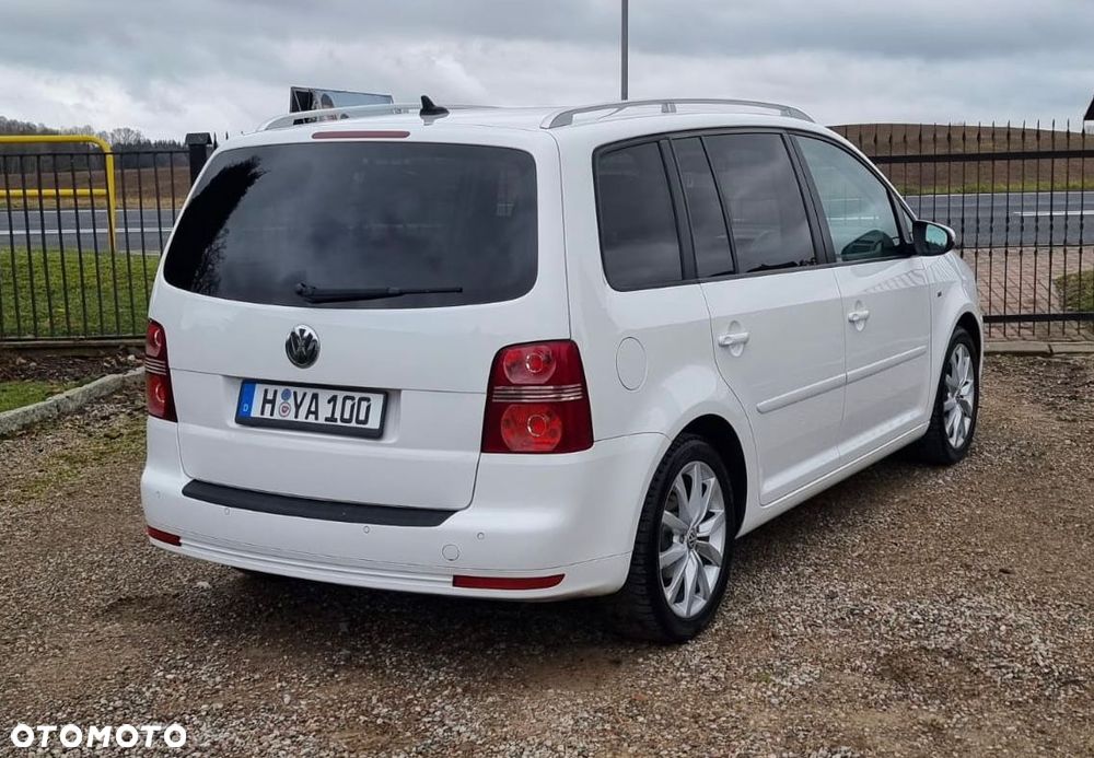Volkswagen Touran 2.0 TDI DPF R-Line Edition - 8