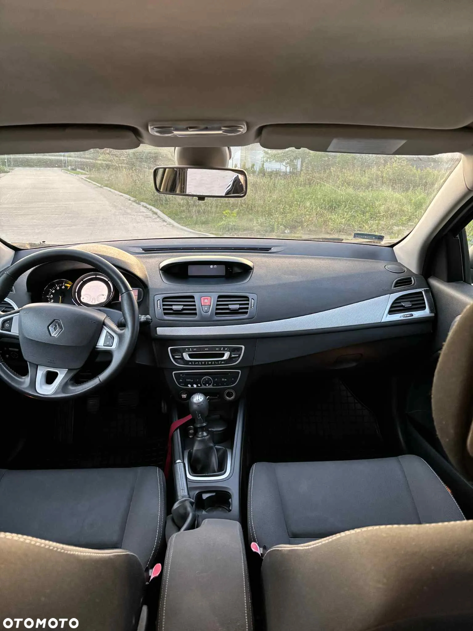Renault Megane 1.6 16V Authentique - 9