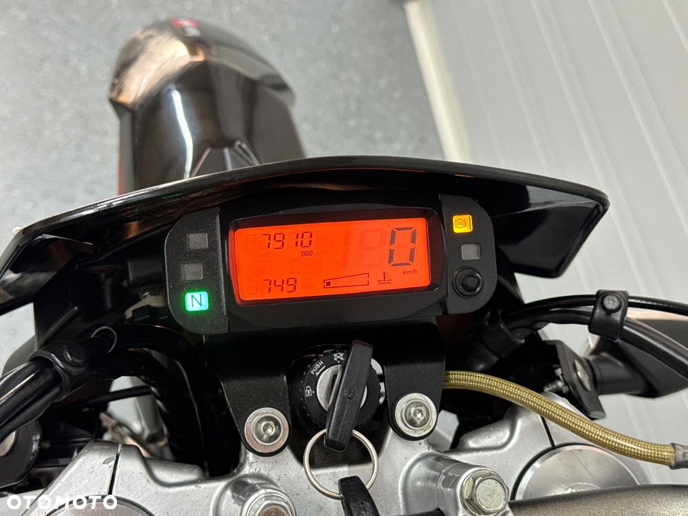 Aprilia SX - 24
