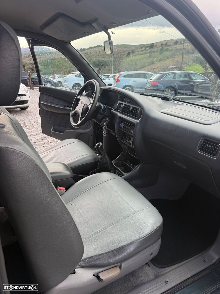 Ford Ranger 2.5 TD Dupla - 14