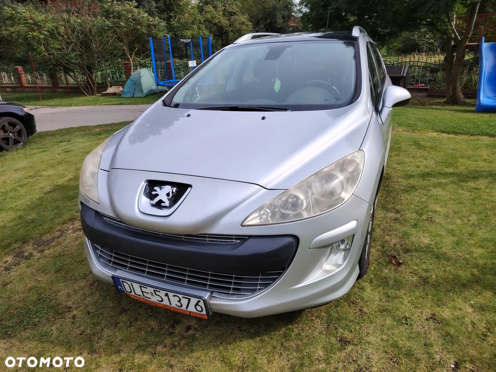 Peugeot 308 - 1