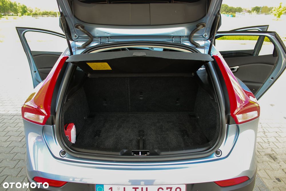 Volvo V40 Cross Country D3 Base - 28