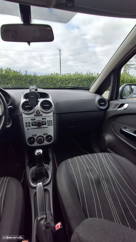 Opel Corsa 1.2 Enjoy - 15