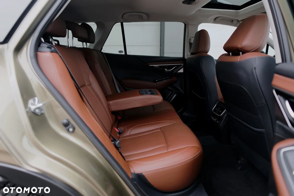 Subaru Outback - 23