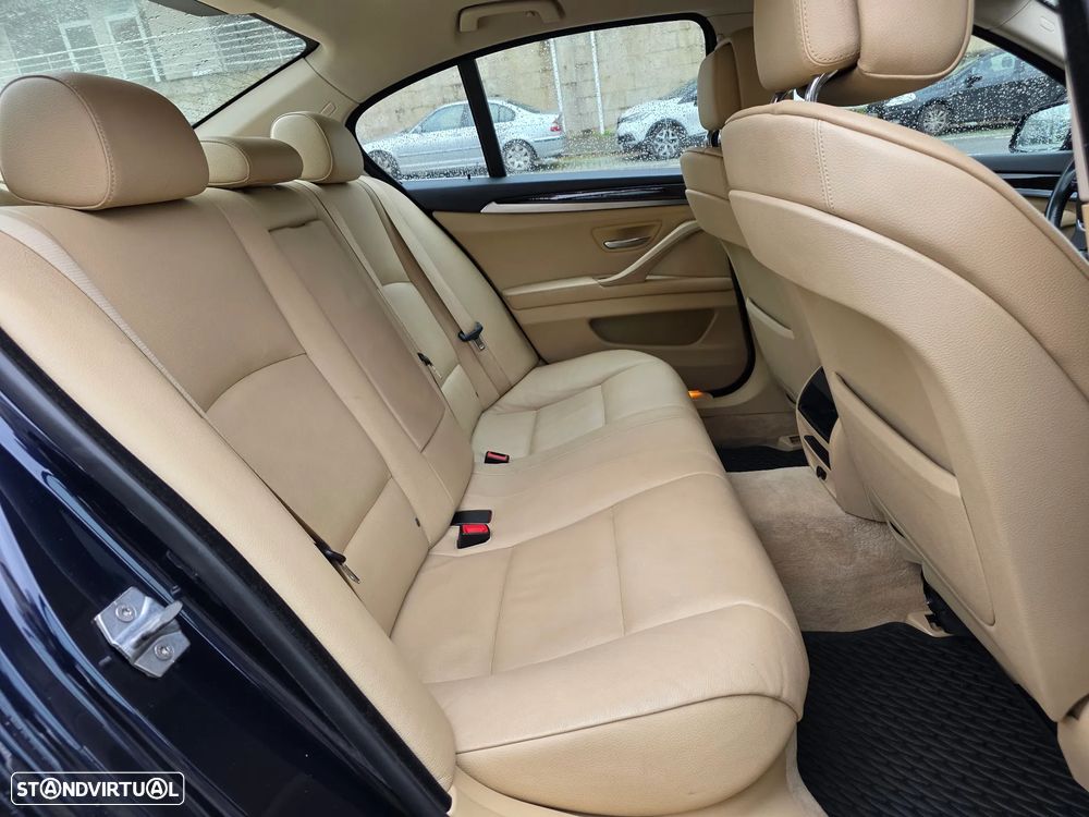 BMW 525 d Line Luxury Auto - 16