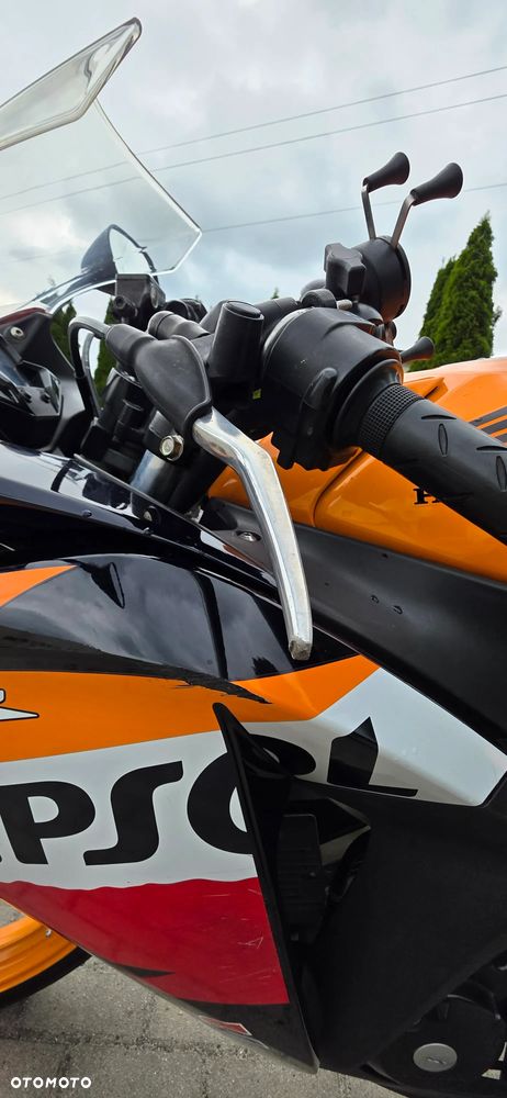 Honda CBR - 11