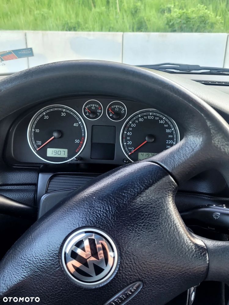 Volkswagen Passat 1.9 TDI 4Mot Comfortline - 11