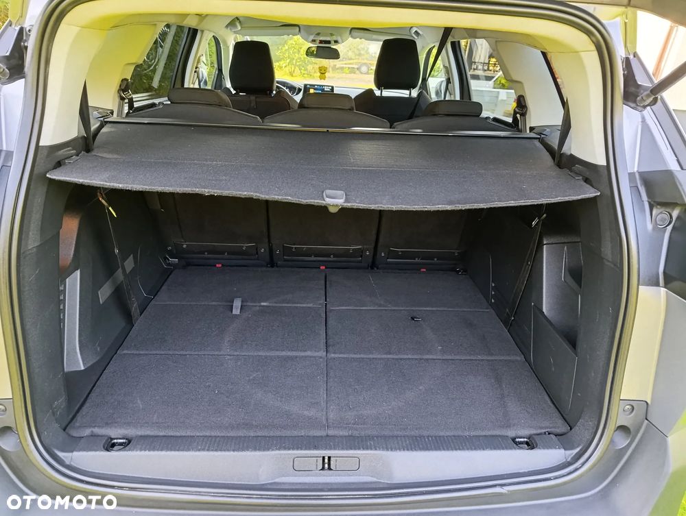 Peugeot 5008 - 15