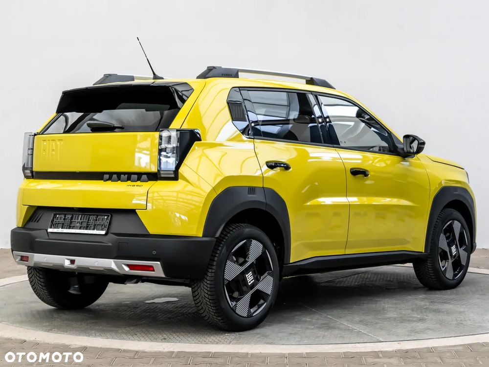 Fiat Grande Panda 1.2 mHEV La Prima eDCT - 6