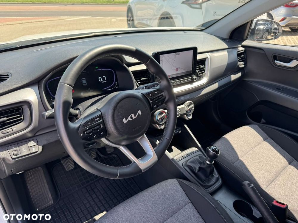Kia Stonic 1.2 M - 10