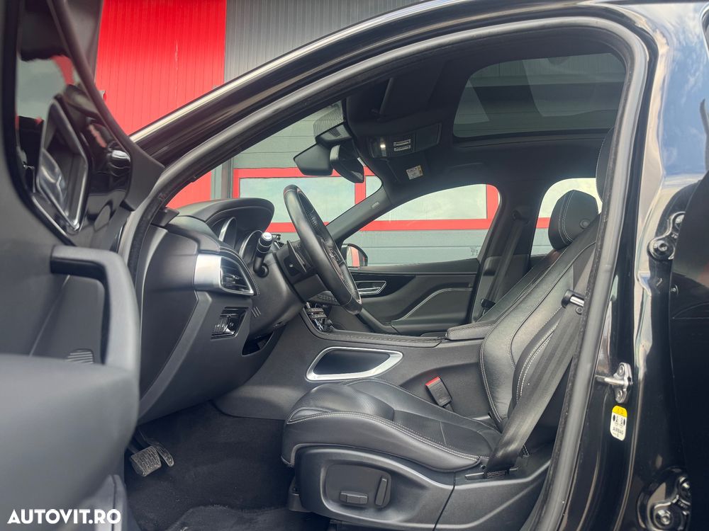Jaguar F-Pace 20d Aut. R-Sport - 8