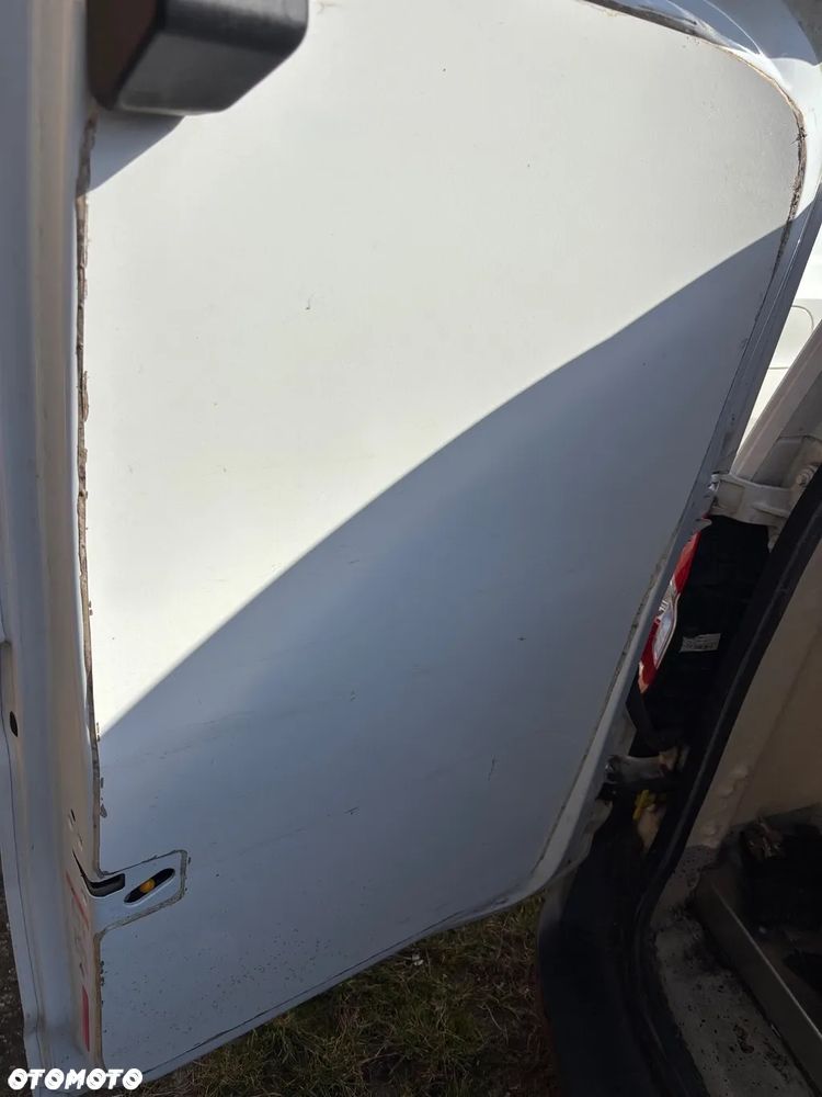 Ford transit courier - 20