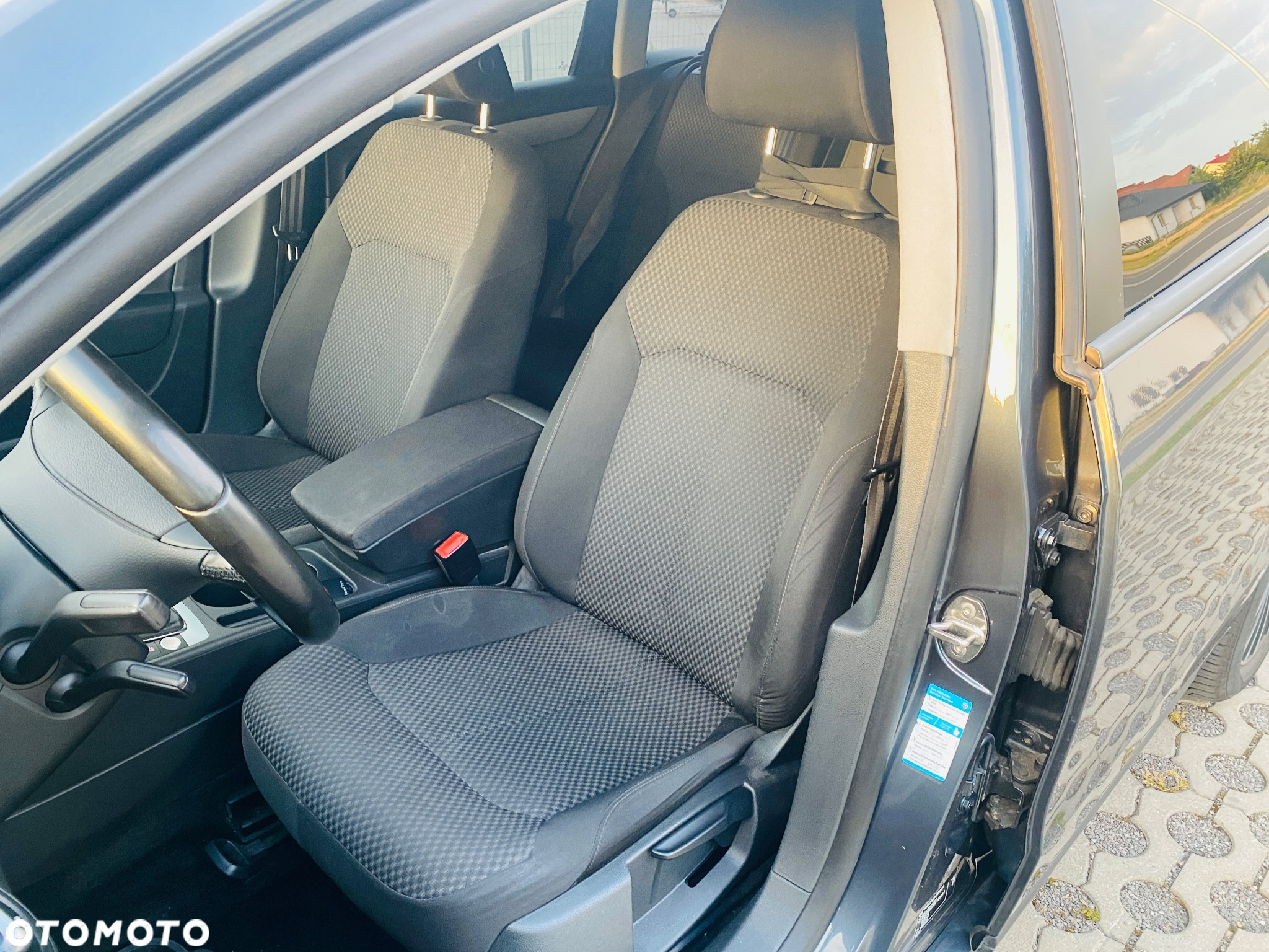 Volkswagen Passat 1.4 TSI BMT Comfortline - 12
