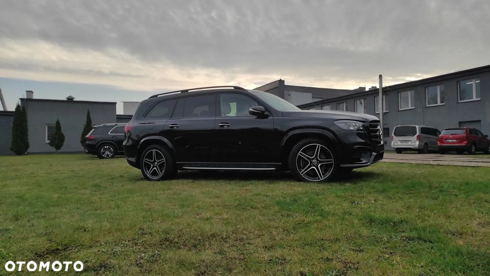 Mercedes-Benz GLS - 21