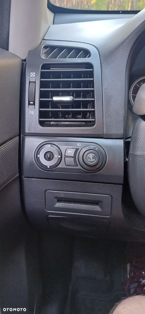 Chevrolet Captiva 2.4 LS 5os - 13