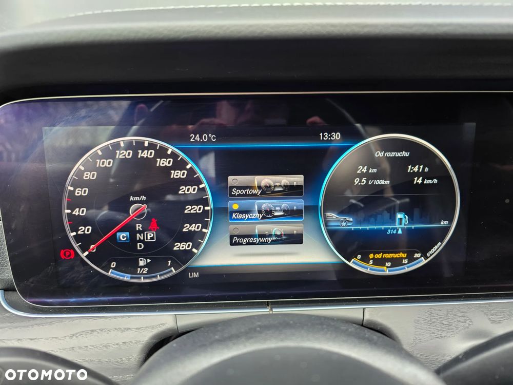 Mercedes-Benz Klasa E 220 d 4-Matic AMG - 35