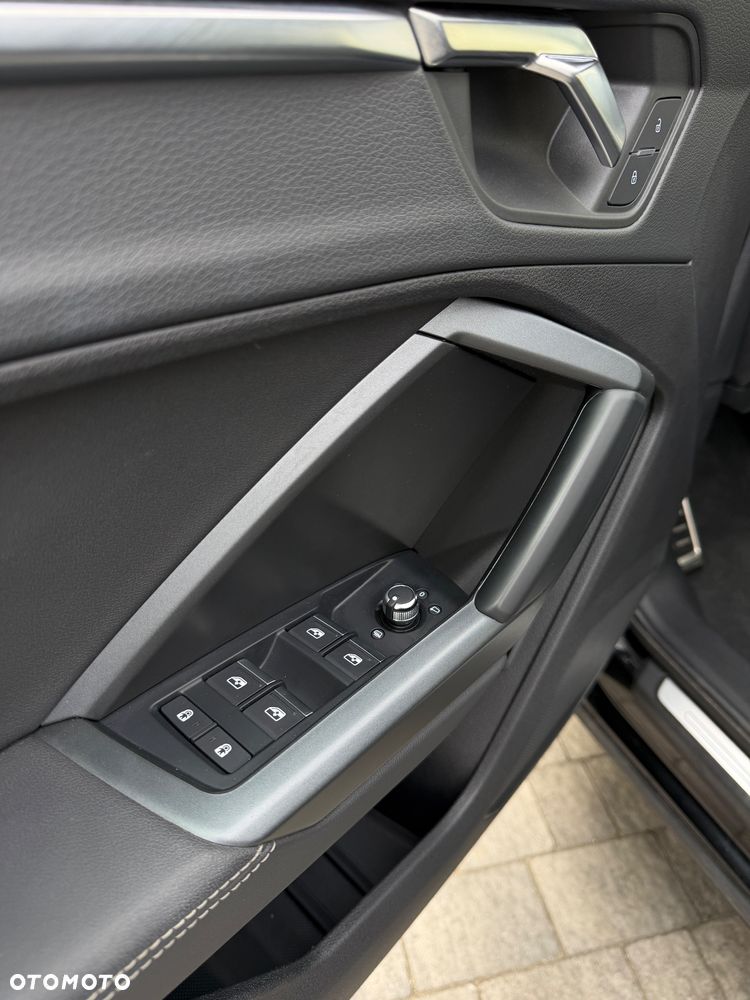 Audi Q3 45 TFSI Quattro S tronic S line - 33