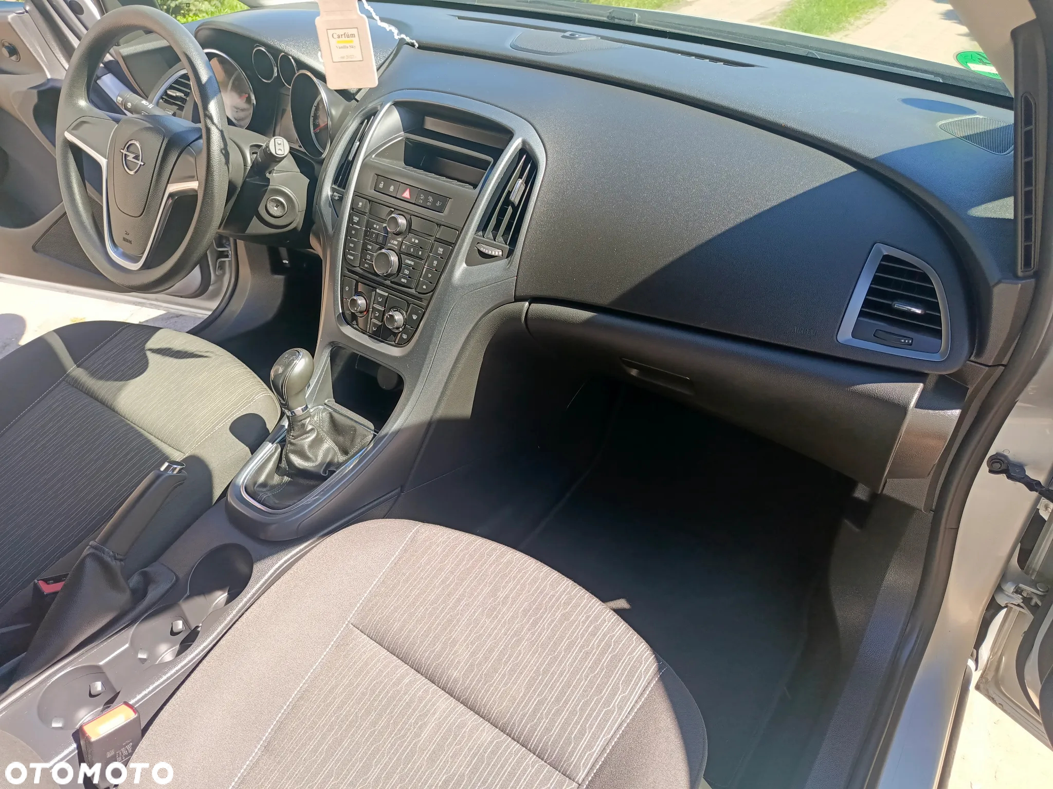 Opel Astra 1.4 EcoFLEX Design Edition - 18