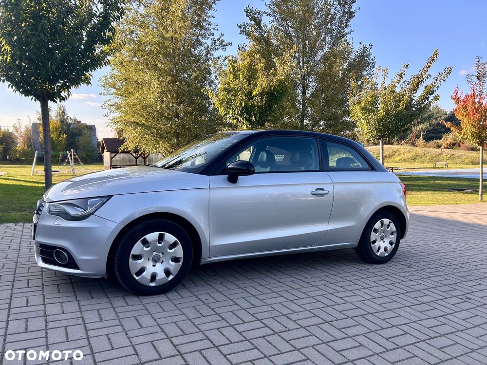 Audi A1 1.6 TDI Ambition S tronic - 10