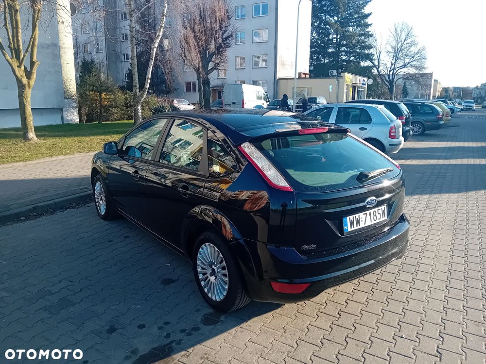 Ford Focus 1.6 Ti-VCT Style+ - 6