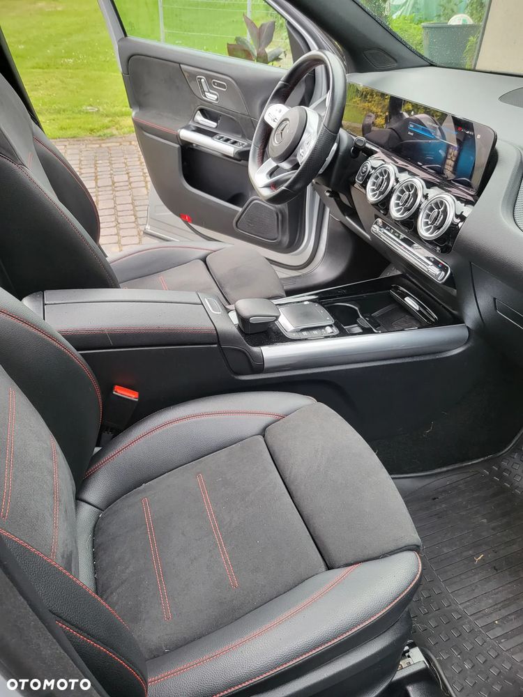 Mercedes-Benz GLA 220 d 4Matic 8G-DCT AMG Line - 11