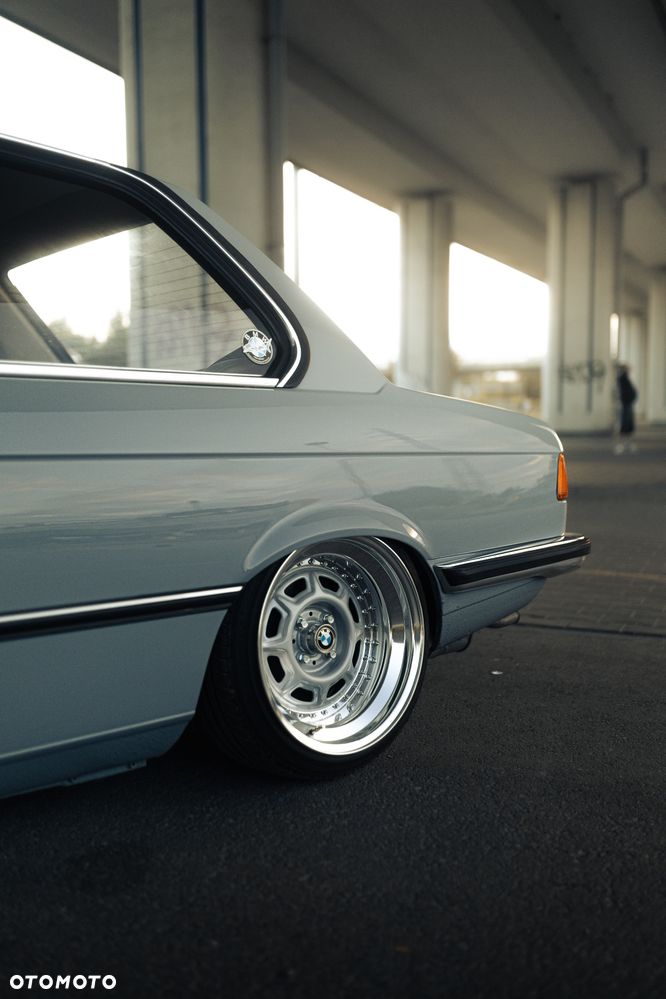 BMW Seria 3 - 10