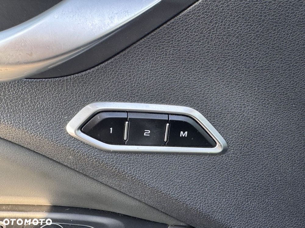 Geely Tugella - 18