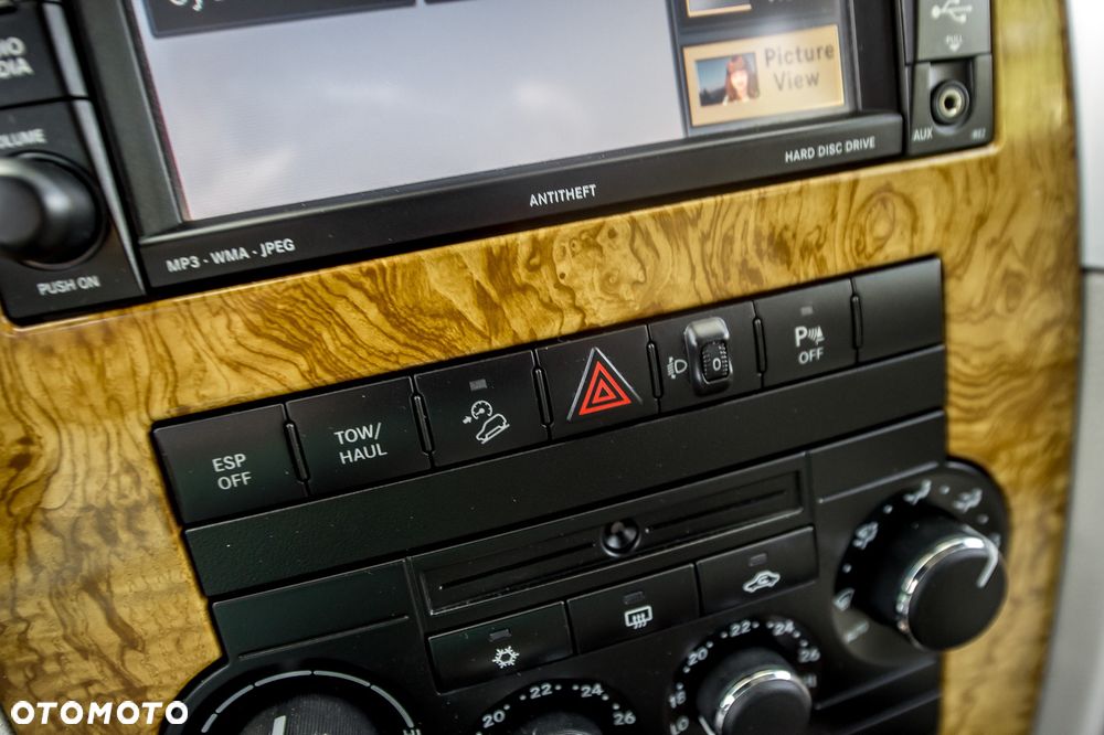 Jeep Grand Cherokee 4.7 4x4 Limited - 28