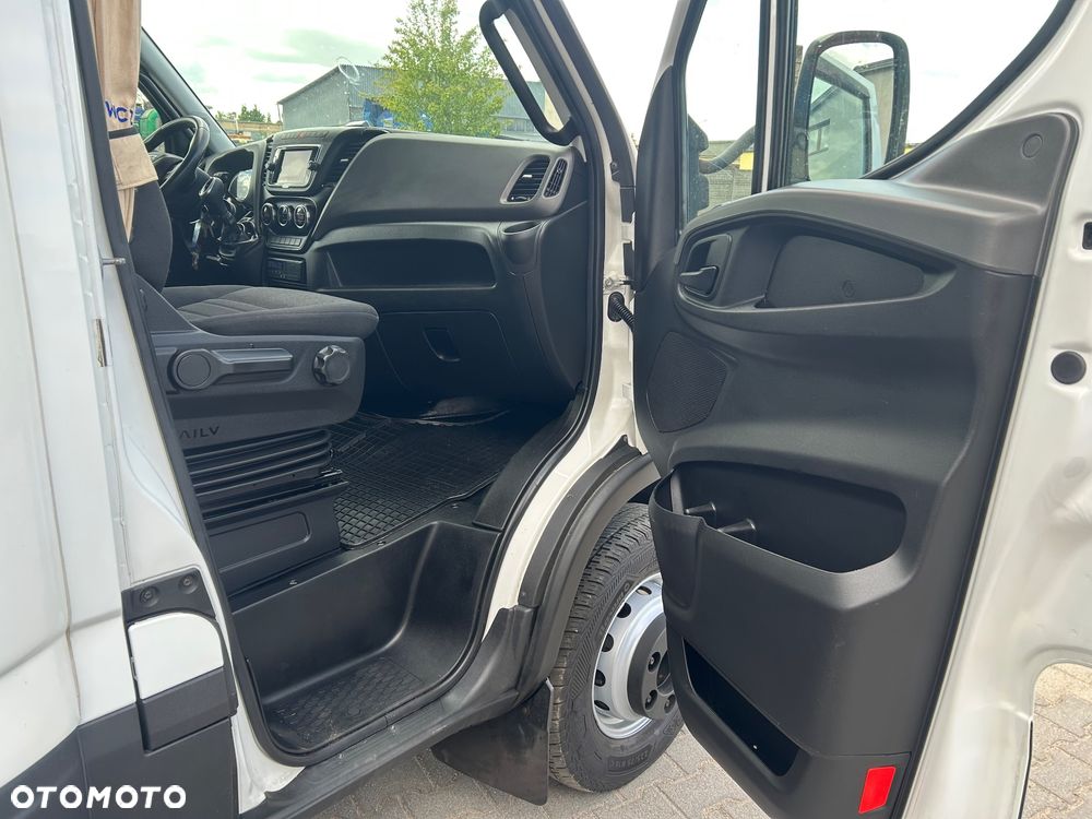 Iveco DAILY 72C180 Automatyczna skrzynia - 38