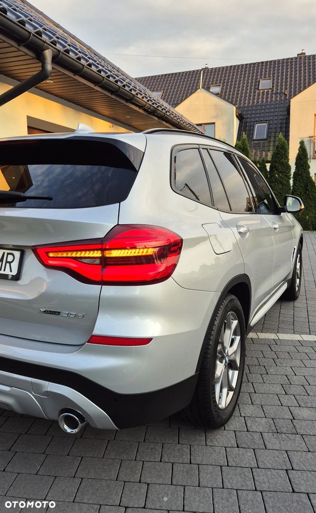 BMW X3 xDrive20d xLine - 36