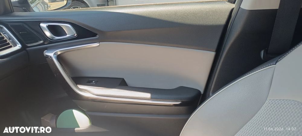 Kia Ceed 1.4 T-GDI 7DCT Star - 10