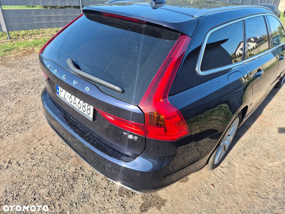 Volvo V90 T8 AWD Plug-In Hybrid Momentum - 5