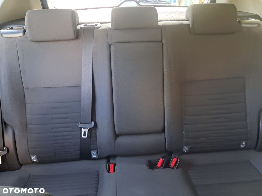 Toyota Auris Hybrid 135 Premium - 11