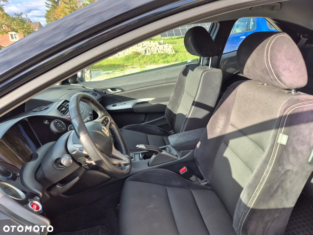 Honda Civic 2.2i-CTDi TypeS - 15