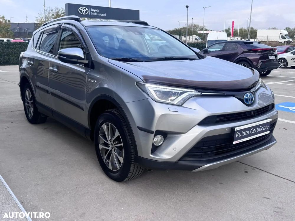 Toyota RAV4 - 5