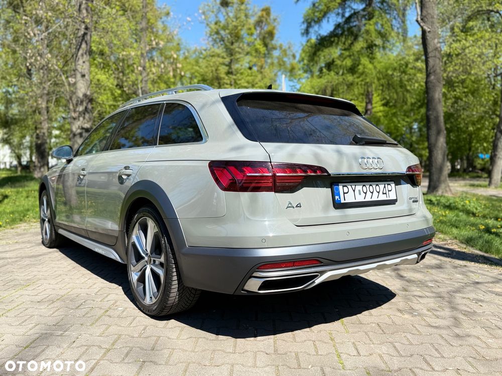 Audi A4 Allroad - 12