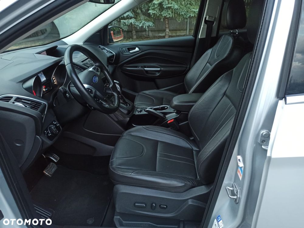 Ford Kuga 2.0 TDCi 4x4 Individual - 13