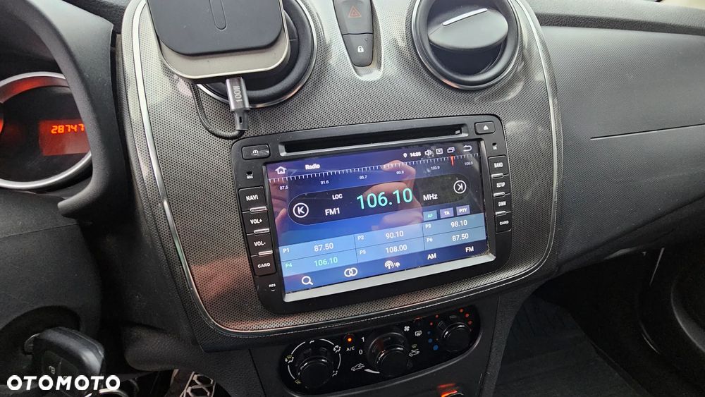 Dacia Logan 1.2 16V Laureate EU6 - 21