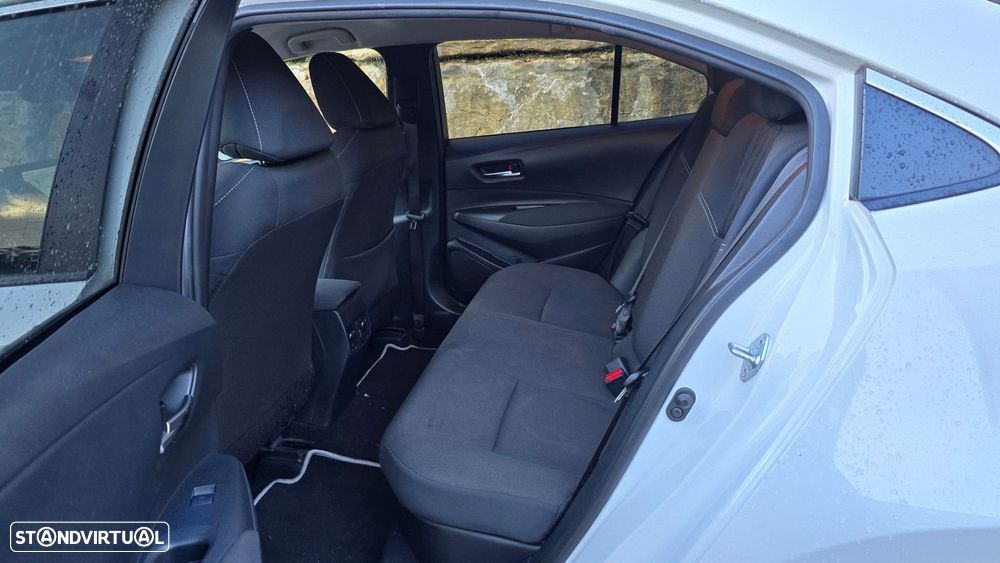 Toyota Corolla SD 1.8 Hybrid Comfort - 38