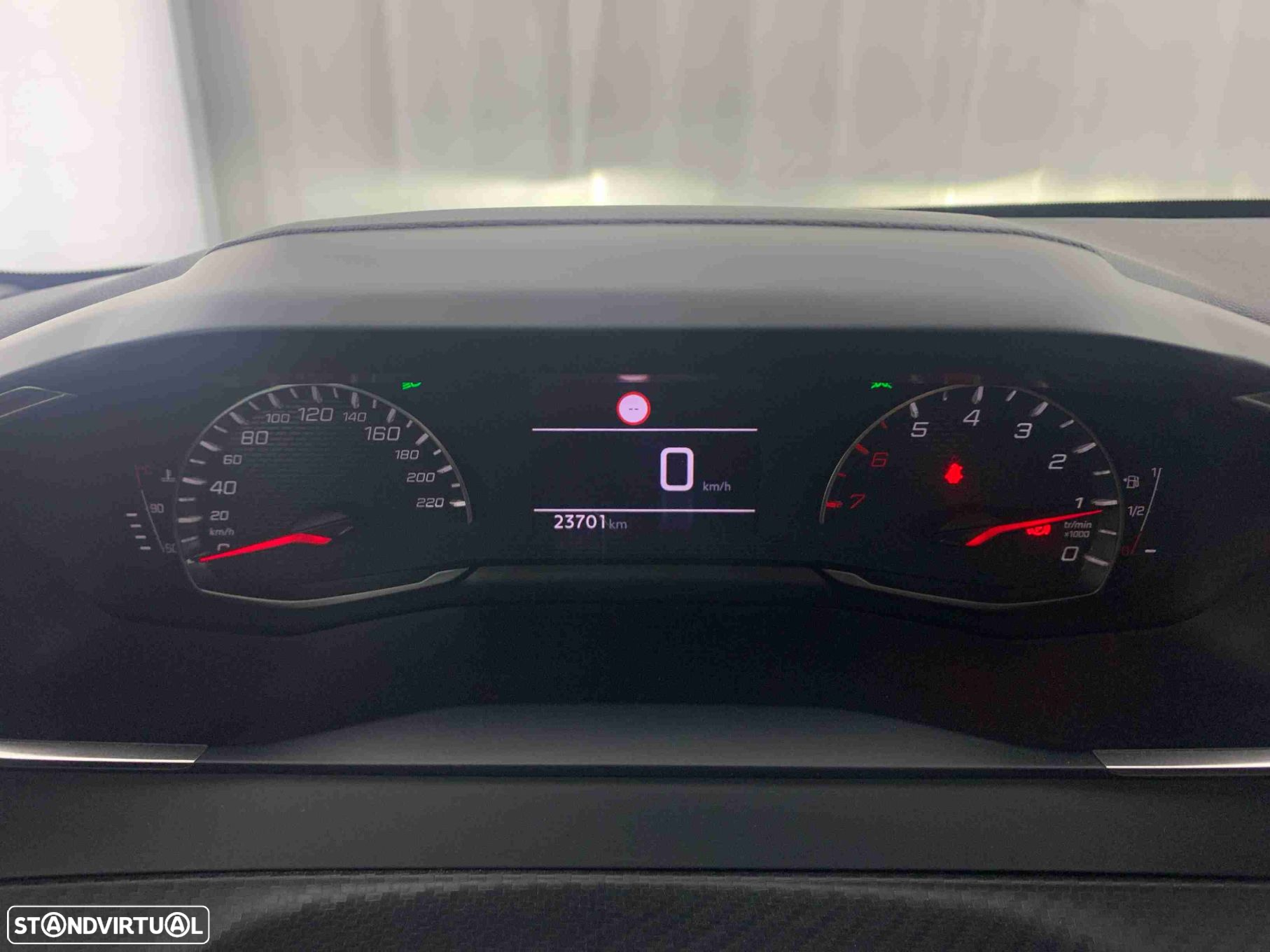 Peugeot 208 1.2 PureTech Active - 8